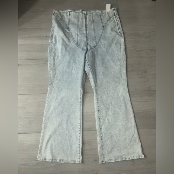 NEW Good American Corset Flare jeans Plus Size 30 - Picture 3 of 14